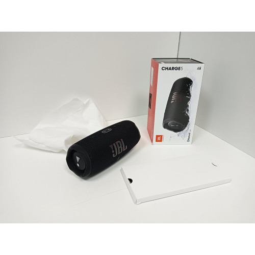 Портативная акустика JBL Charge 5 черный (JBLCHARGE5BLK)