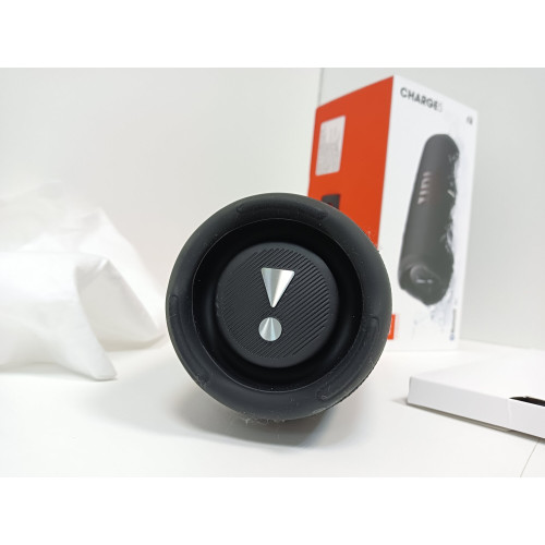 Портативная акустика JBL Charge 5 черный (JBLCHARGE5BLK)