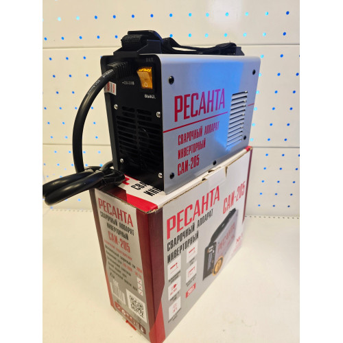 Сварочный аппарат Ресанта САИ205 инвертор ММА DC 7.3кВт
