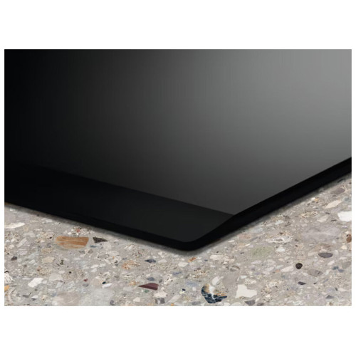 Варочная поверхность Electrolux EIV84550 черный