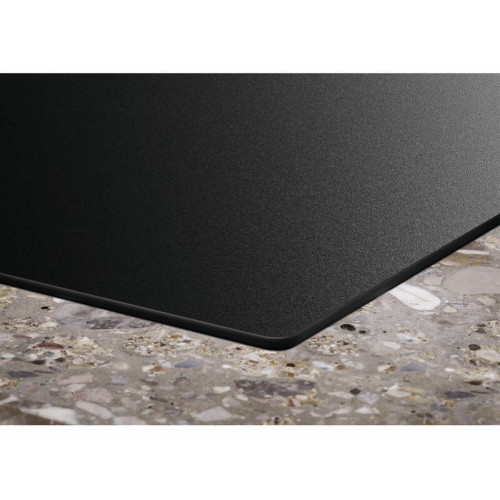 Варочная поверхность Electrolux EIS62453IZ