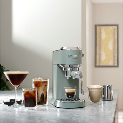 Кофеварка DeLonghi EC 890 GR