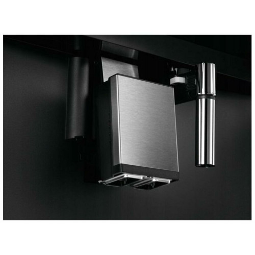 Встраиваемая кофемашина ELECTROLUX KBC85Z автоматическая