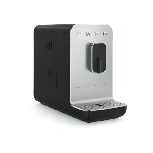 Кофемашина автоматическая SMEG BCC11BLMEU черно матовый