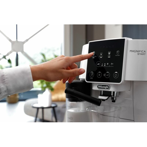 Кофемашина DeLonghi ECAM 220.61.W