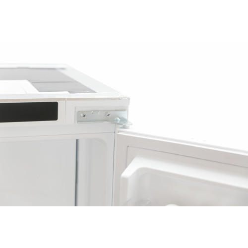 Холодильник SCANDILUX RBI228