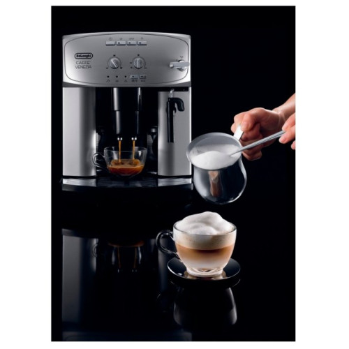 Кофемашина DeLonghi ESAM 2200.S execution