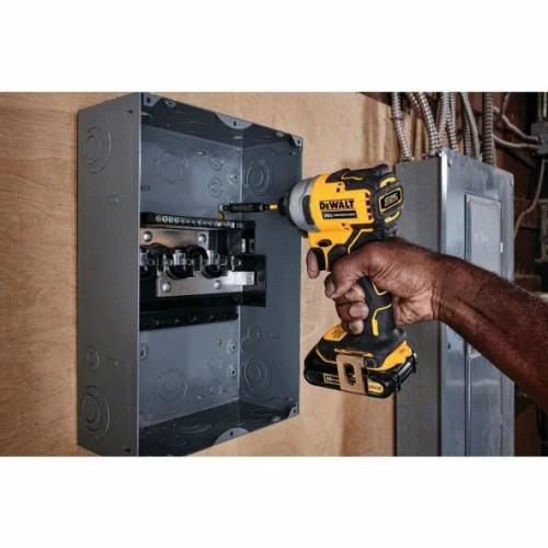 Шуруповерт DeWalt DCF809N-XJ, 18 В, 0 Ач, 190 Нм, бесщеточный, ударный