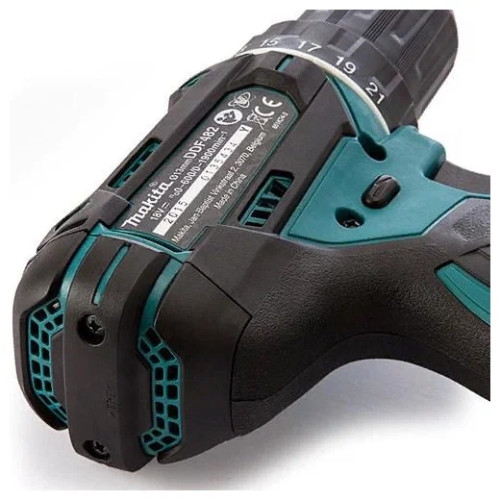 Дрель-шуруповерт Makita DDF482Z, 18 В, 1,5 Ач, 62 Нм, щеточный