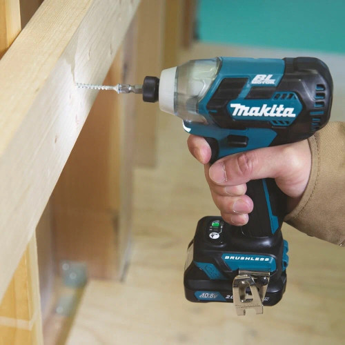 Дрель-шуруповерт Makita TD111DZ, 12 В, 0 Ач, 135 Нм, бесщеточный, ударный