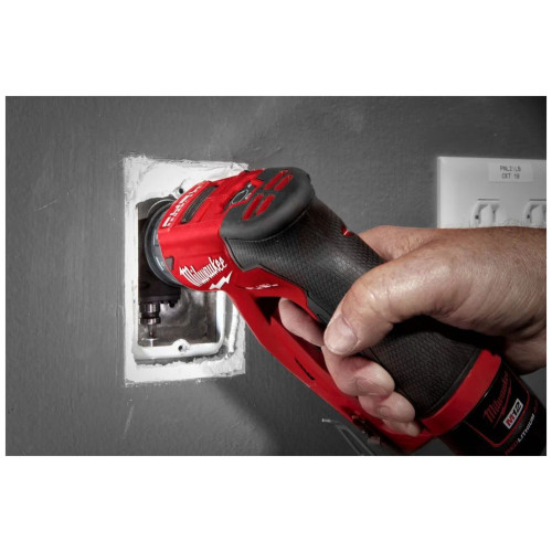 Дрель-шуруповерт Milwaukee M12 FPDXKIT-202, 12 В, 2 Ач, 37 Нм, бесщеточный, ударный