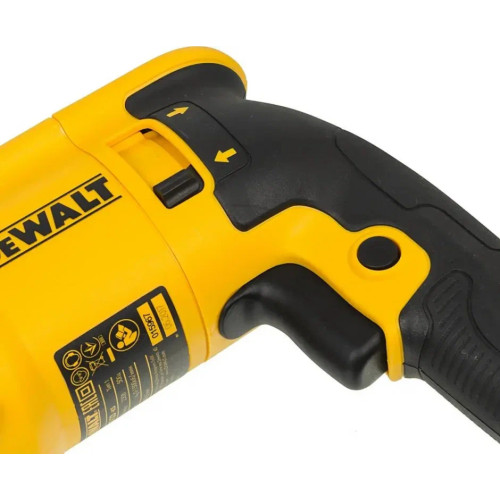 Перфоратор DeWalt D25133K-QS (кейс в комплекте)