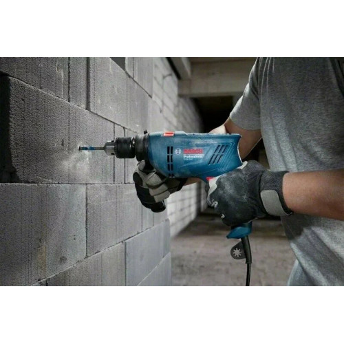 Дрель-шуруповерт Bosch GSB 600