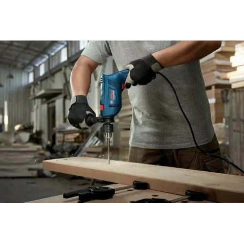 Дрель-шуруповерт Bosch GSB 600